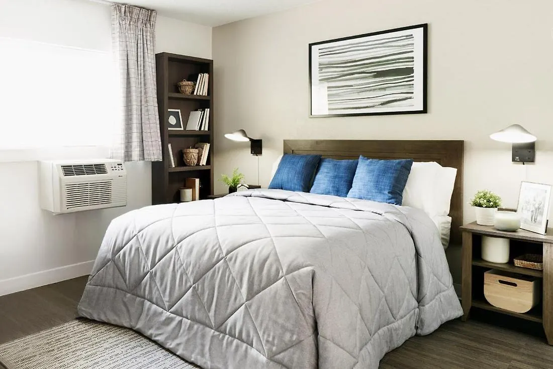 Staying Near Pinellas Park Recreation: 11 Budget Hotels Compared