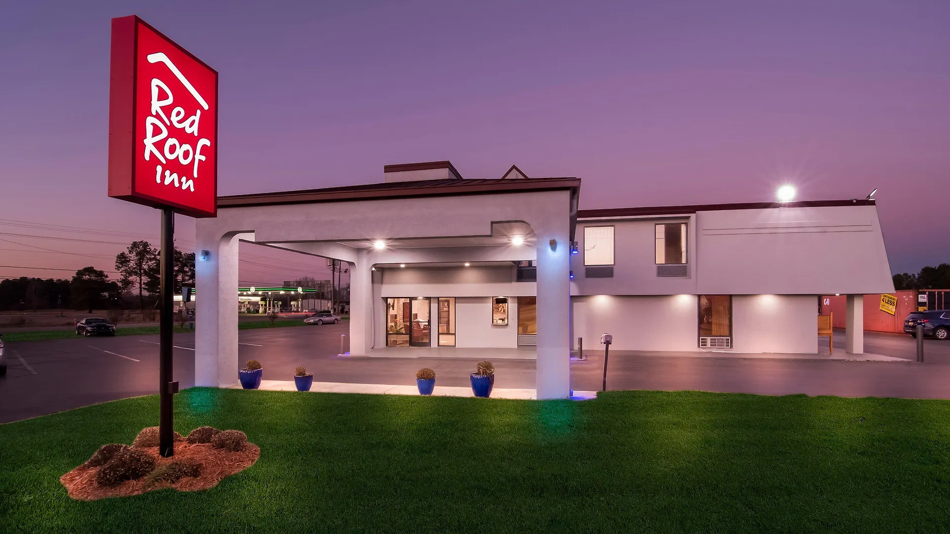 5 Budget Hotels Near NC Wesleyan College With Easy I-95 Access